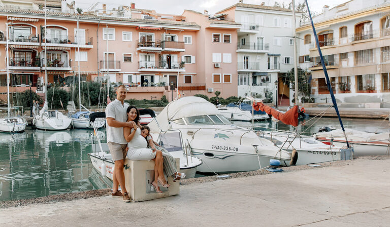 Family and Maternity Photography by Julia